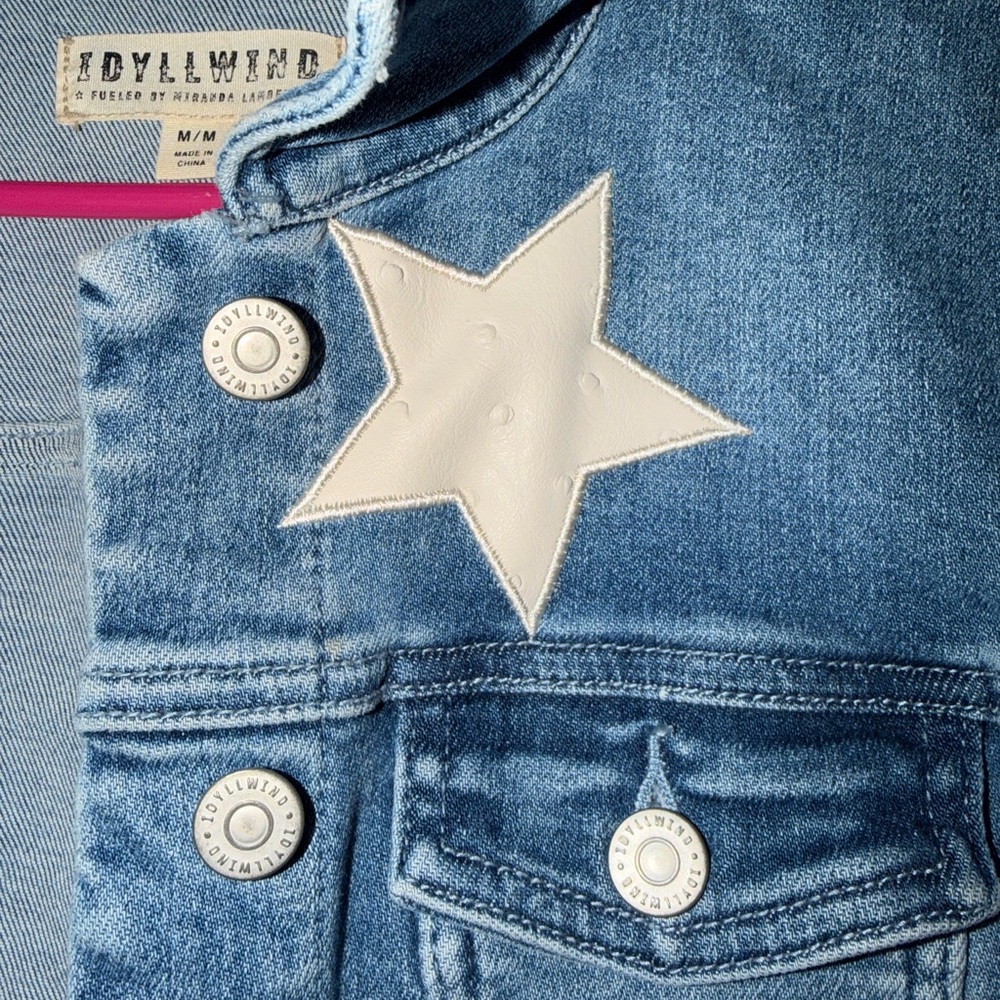 Idyllwind Blue Denim Stars and Fringe Jean Jacket - Picture 10 of 14